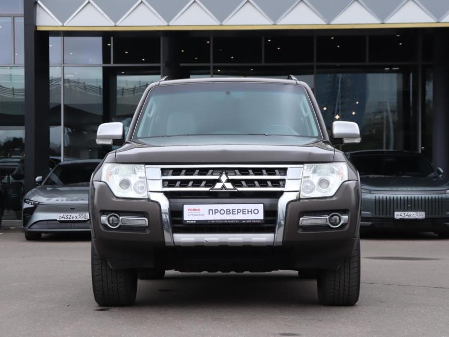 Mitsubishi Pajero IV Рестайлинг 2 Москва  - изображение 2