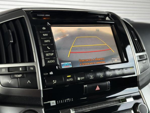 Toyota Land Cruiser 200 Series Рестайлинг 1 с пробегом 2012 года, цена 3 199 000 рублей, 347062 км, внедорожник, Автокод Объявления