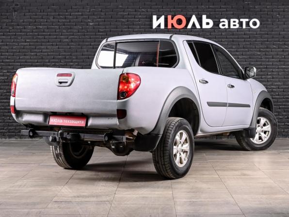 Mitsubishi L200 IV с пробегом 2013 года, цена 1 300 000 рублей, 414035 км, пикап, Автокод Объявления