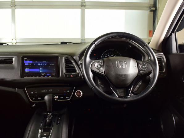 Honda Vezel I Рестайлинг с пробегом 2019 года, цена 2 145 995 рублей, 51435 км, внедорожник, Автокод Объявления