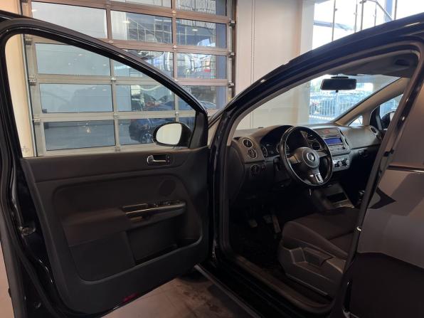 Volkswagen Golf Plus II с пробегом 2010 года, цена 665 000 рублей, 140065 км, хэтчбек, Автокод Объявления
