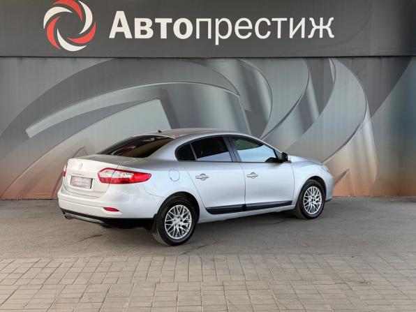 Renault Fluence I с пробегом 2010 года, цена 675 000 рублей, 208700 км, седан, Автокод Объявления