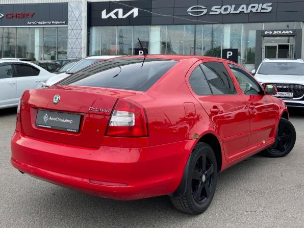 Skoda Octavia II (A5) Рестайлинг с пробегом 2012 года, цена 590 000 рублей, 283700 км, лифтбек, Автокод Объявления