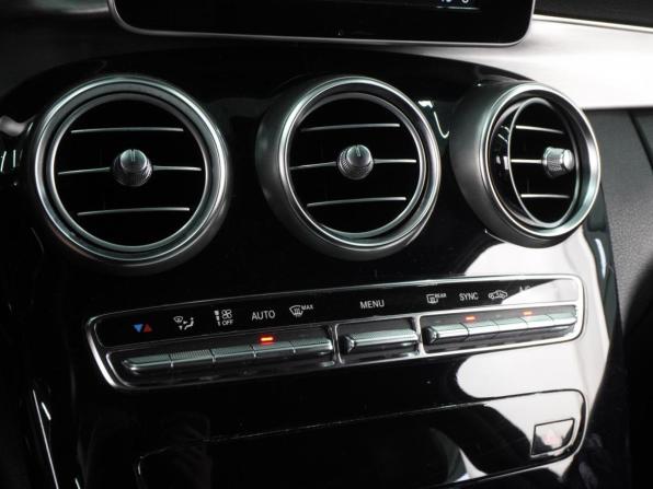 Mercedes-Benz C-Класс IV (W205) с пробегом 2015 года, цена 1 805 000 рублей, 209307 км, седан, Автокод Объявления