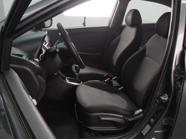 Hyundai Solaris I с пробегом 2013 года, цена 899 000 рублей, 93381 км, седан, Автокод Объявления