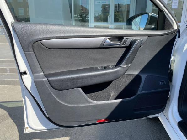 Volkswagen Passat B7 с пробегом 2011 года, цена 765 000 рублей, 263079 км, седан, Автокод Объявления