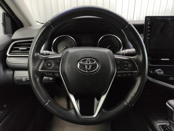 Toyota Camry VIII (XV70) Рестайлинг с пробегом 2021 года, цена 1 850 000 рублей, 143267 км, седан, Автокод Объявления