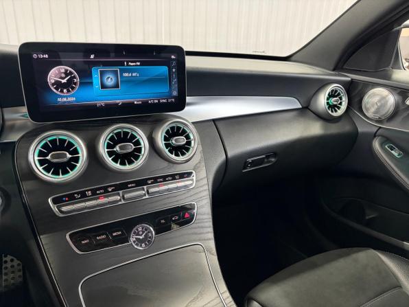 Mercedes-Benz C-Класс IV (W205) Рестайлинг с пробегом 2019 года, цена 3 300 000 рублей, 68521 км, седан, Автокод Объявления