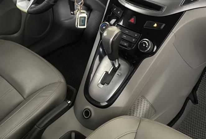 Chevrolet Orlando I с пробегом 2012 года, цена 1 050 000 рублей, 219947 км, компактвэн, Автокод Объявления