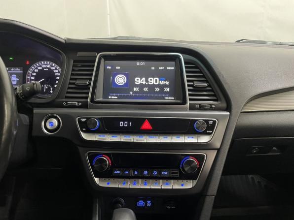 Hyundai Sonata VII (LF) Рестайлинг с пробегом 2019 года, цена 1 850 000 рублей, 134679 км, седан, Автокод Объявления