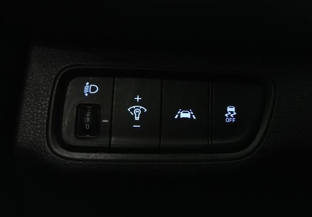Hyundai Santa Fe IV с пробегом 2019 года, цена 2 689 000 рублей, 88615 км, внедорожник, Автокод Объявления