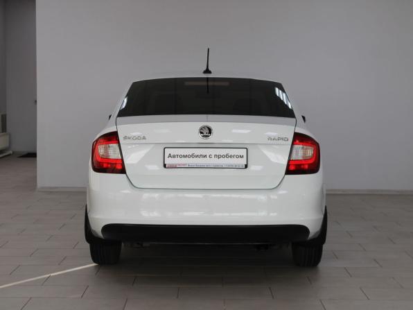 Skoda Rapid I Рестайлинг с пробегом 2018 года, цена 1 269 900 рублей, 60303 км, лифтбек, Автокод Объявления