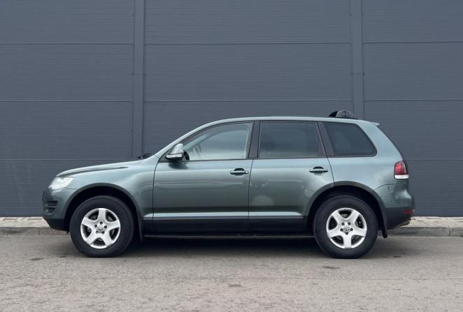 Volkswagen Touareg I Рестайлинг с пробегом 2008 года, цена 925 000 рублей, 245058 км, внедорожник, Автокод Объявления