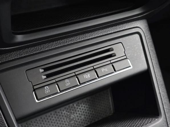 Volkswagen Tiguan I Рестайлинг с пробегом 2015 года, цена 1 715 000 рублей, 150628 км, внедорожник, Автокод Объявления