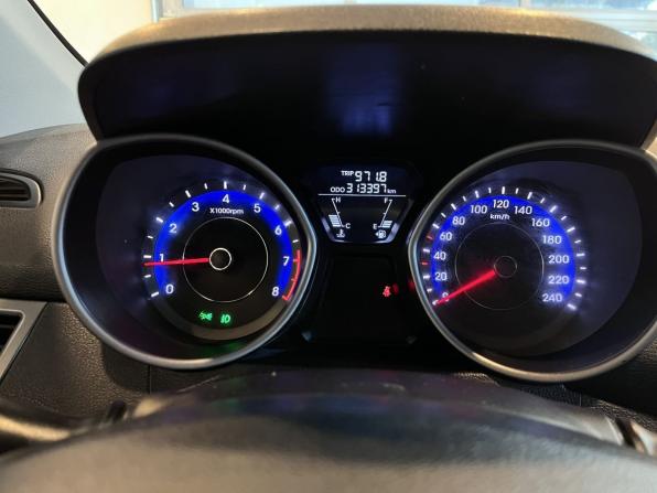Hyundai Elantra V (MD) с пробегом 2012 года, цена 633 000 рублей, 313391 км, седан, Автокод Объявления