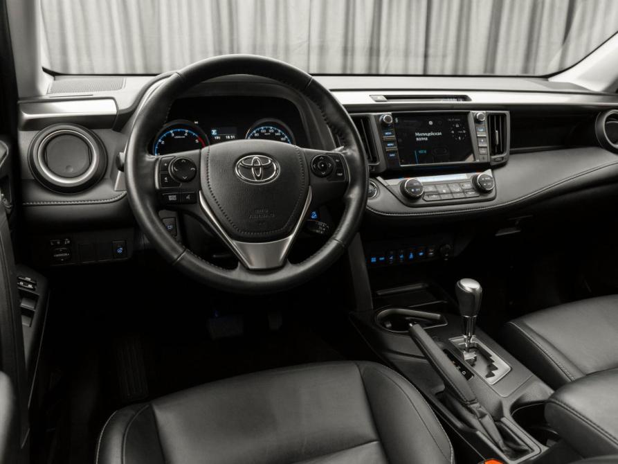 Toyota RAV4 IV (XA40) Рестайлинг Москва  - изображение 7