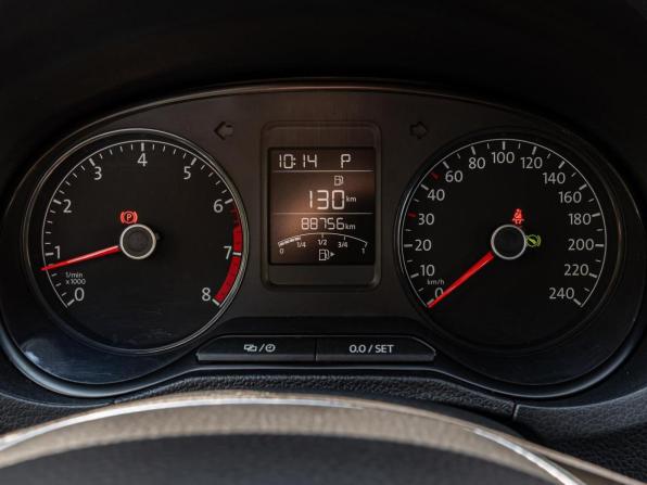Volkswagen Polo V Рестайлинг с пробегом 2019 года, цена 1 370 000 рублей, 88756 км, седан, Автокод Объявления