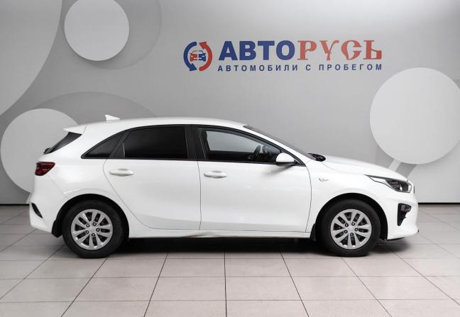 Kia Ceed III с пробегом 2018 года, цена 1 685 000 рублей, 70650 км, хэтчбек, Автокод Объявления