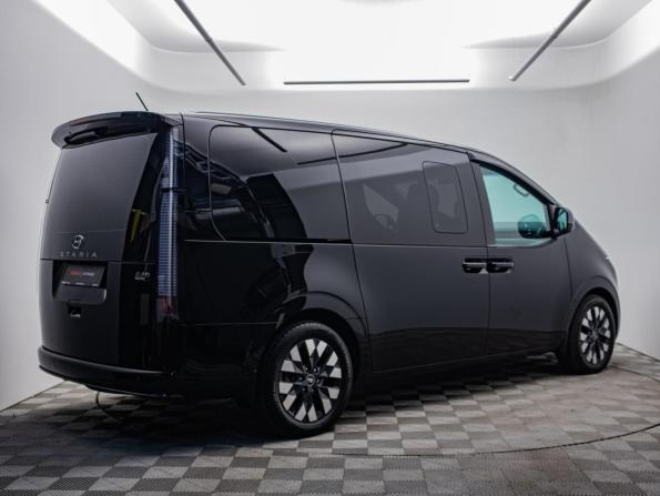 Hyundai Staria I с пробегом 2023 года, цена 5 500 000 рублей, 43435 км, минивэн, Автокод Объявления