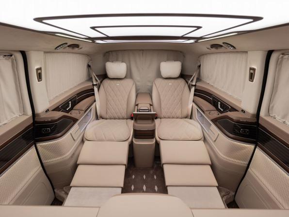 Mercedes-Benz V-Класс III (W447) Рестайлинг 2 с пробегом 2026 года, цена 46 000 000 рублей, 18 км, минивэн, Автокод Объявления