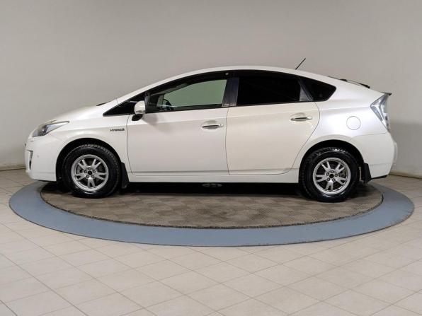 Toyota Prius III (XW30) с пробегом 2009 года, цена 999 900 рублей, 254000 км, лифтбек, Автокод Объявления