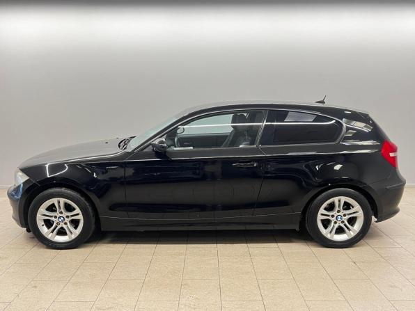 BMW 1 серии I (E81/E82/E87/E88) Рестайлинг с пробегом 2008 года, цена 675 000 рублей, 241754 км, хэтчбек, Автокод Объявления