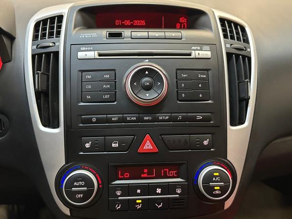 Kia Ceed I Рестайлинг с пробегом 2012 года, цена 930 000 рублей, 174711 км, универсал, Автокод Объявления