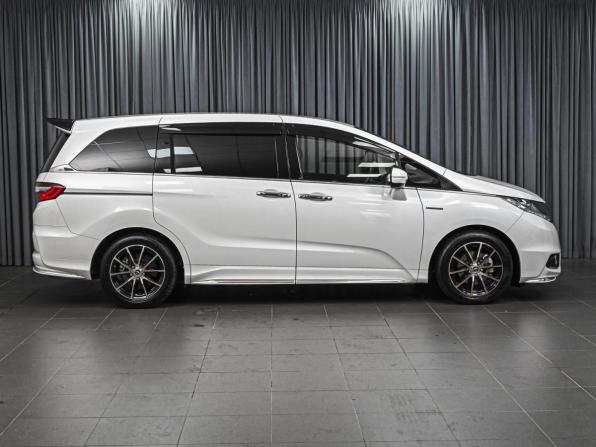 Honda Odyssey V с пробегом 2017 года, цена 2 782 111 рублей, 106874 км, минивэн, Автокод Объявления