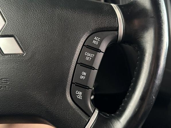 Mitsubishi Pajero IV с пробегом 2011 года, цена 1 750 000 рублей, 256537 км, внедорожник, Автокод Объявления