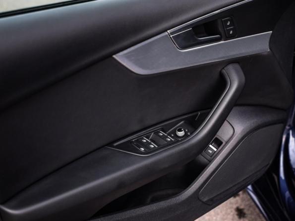 Audi A4 V (B9) Рестайлинг с пробегом 2020 года, цена 3 199 000 рублей, 109488 км, седан, Автокод Объявления