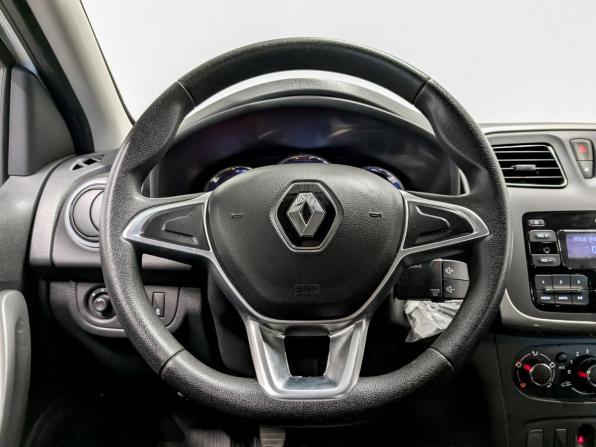 Renault Logan II Рестайлинг с пробегом 2022 года, цена 850 000 рублей, 148756 км, седан, Автокод Объявления