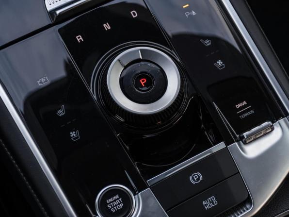 Kia Sportage V с пробегом 2025 года, цена 4 198 000 рублей, 38763 км, внедорожник, Автокод Объявления