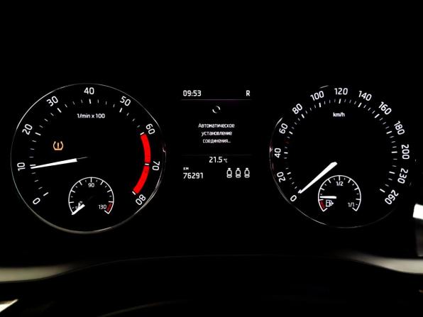 Skoda Octavia IV (A8) с пробегом 2021 года, цена 2 270 000 рублей, 76284 км, лифтбек, Автокод Объявления