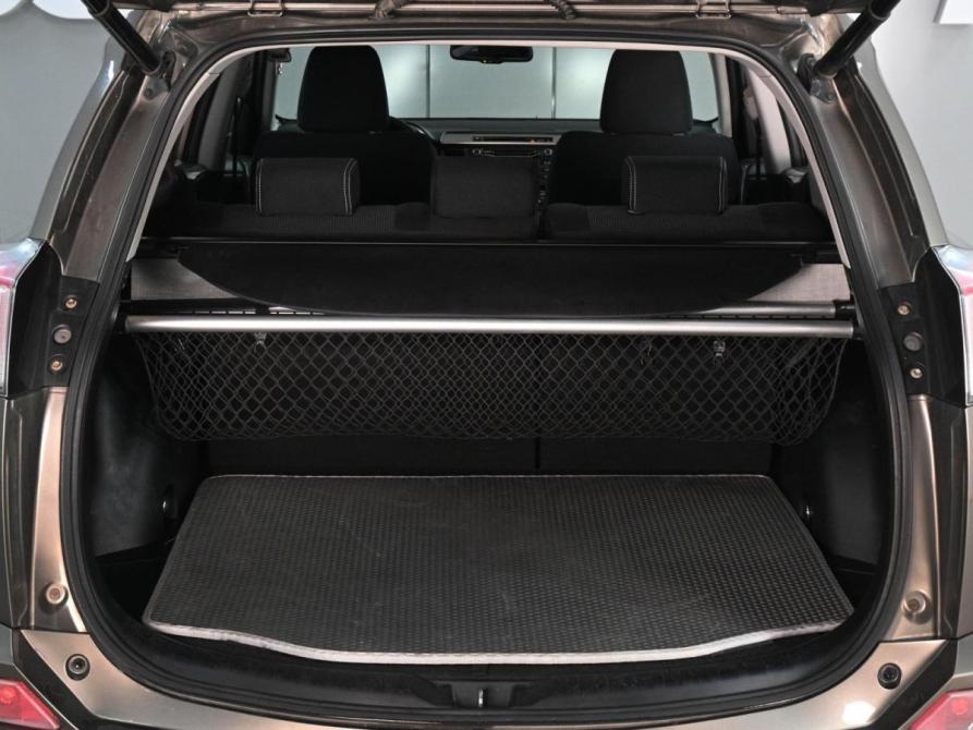Toyota RAV4 IV (XA40) Рестайлинг Ростов-на-Дону  - изображение 18