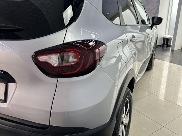 Renault Kaptur I Рестайлинг с пробегом 2021 года, цена 1 685 000 рублей, 113540 км, внедорожник, Автокод Объявления