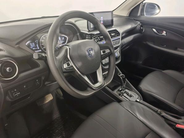 Changan Alsvin с пробегом 2023 года, цена 1 199 000 рублей, 26000 км, седан, Автокод Объявления