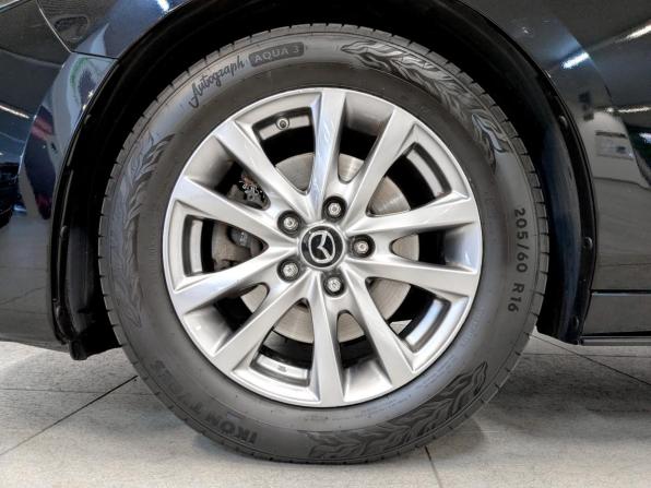Mazda 3 III (BM) Рестайлинг с пробегом 2019 года, цена 1 800 000 рублей, 67444 км, седан, Автокод Объявления