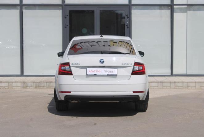 Skoda Octavia III (A7) Рестайлинг с пробегом 2020 года, цена 2 450 000 рублей, 33451 км, лифтбек, Автокод Объявления