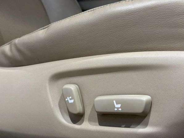 Toyota Camry VII (XV50) с пробегом 2012 года, цена 1 669 000 рублей, 220000 км, седан, Автокод Объявления
