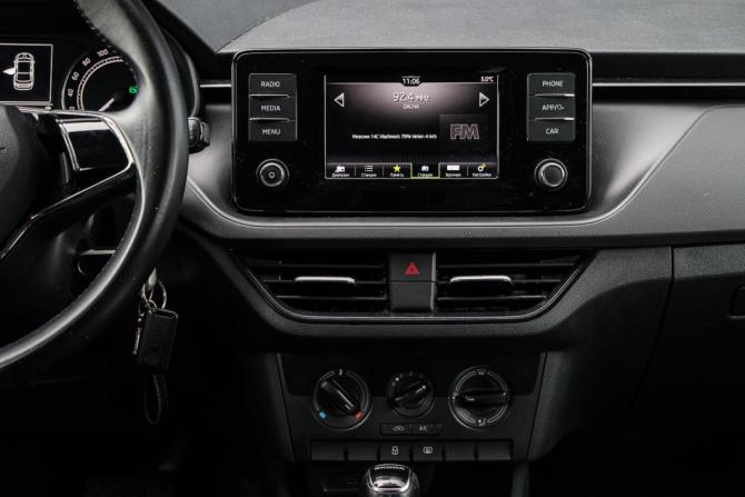 Skoda Rapid II с пробегом 2020 года, цена 1 610 000 рублей, 75742 км, лифтбек, Автокод Объявления