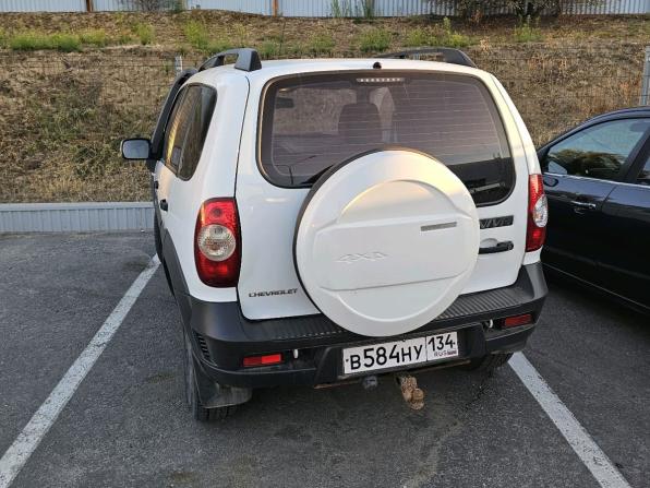 Chevrolet Niva I Рестайлинг с пробегом 2014 года, цена 677 000 рублей, 107235 км, внедорожник, Автокод Объявления
