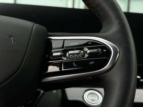 Omoda C5 I с пробегом 2024 года, цена 1 800 000 рублей, 32333 км, внедорожник, Автокод Объявления