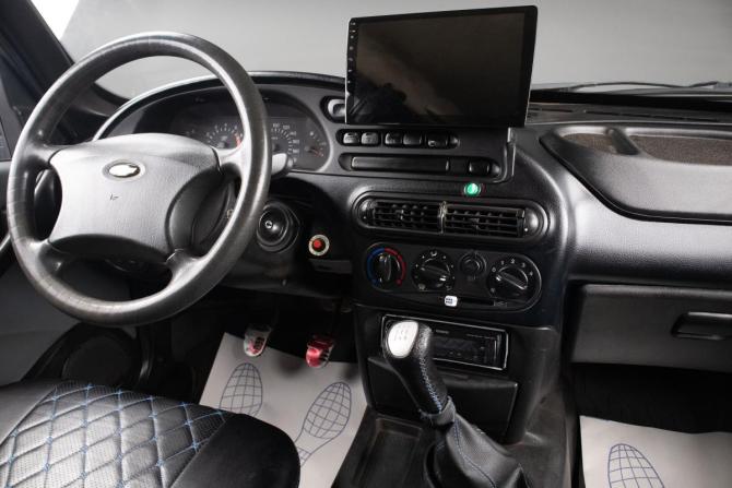 Chevrolet Niva I с пробегом 2004 года, цена 399 000 рублей, 234700 км, внедорожник, Автокод Объявления