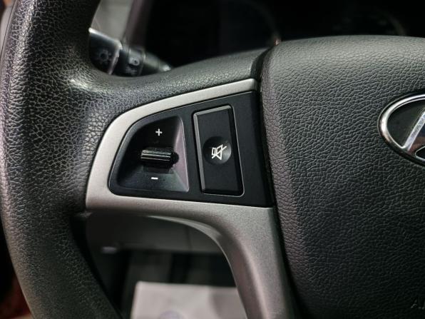 Hyundai Solaris I Рестайлинг с пробегом 2015 года, цена 1 080 000 рублей, 117410 км, хэтчбек, Автокод Объявления