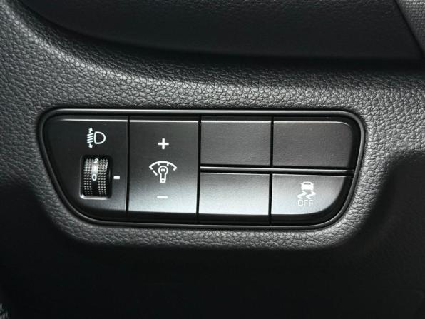 Kia Seltos I с пробегом 2021 года, цена 1 930 000 рублей, 132806 км, внедорожник, Автокод Объявления