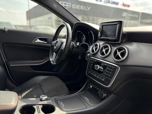 Mercedes-Benz GLA I (X156) с пробегом 2015 года, цена 2 115 000 рублей, 177393 км, внедорожник, Автокод Объявления