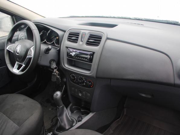 Renault Logan II Рестайлинг с пробегом 2020 года, цена 979 000 рублей, 61000 км, седан, Автокод Объявления