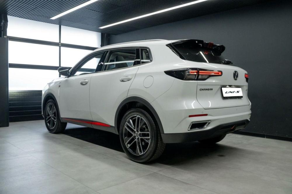 Changan UNI-S (CS55 Plus) Москва  - изображение 5