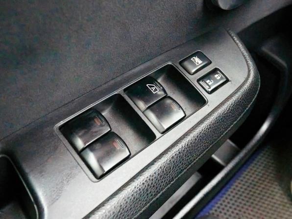 Nissan Tiida I Рестайлинг с пробегом 2011 года, цена 730 000 рублей, 176177 км, хэтчбек, Автокод Объявления