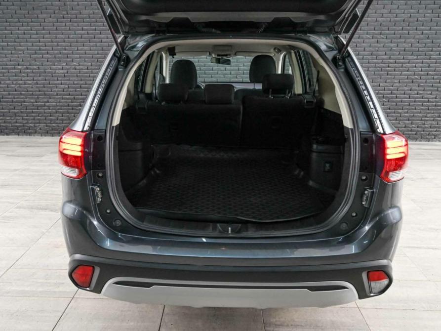 Mitsubishi Outlander III Рестайлинг 3 Екатеринбург  - изображение 9